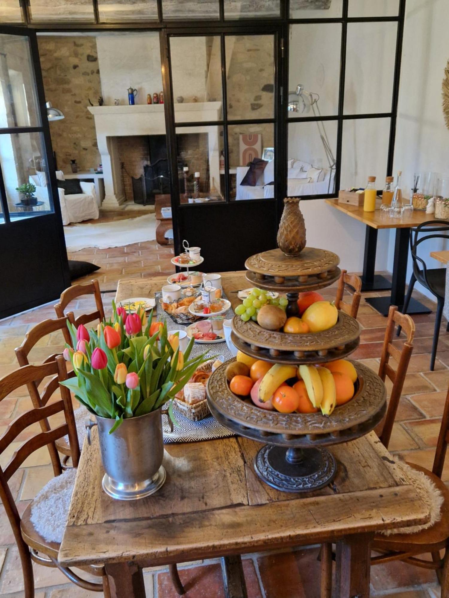 Mas Armelin Bed & Breakfast Тараскон Екстериор снимка