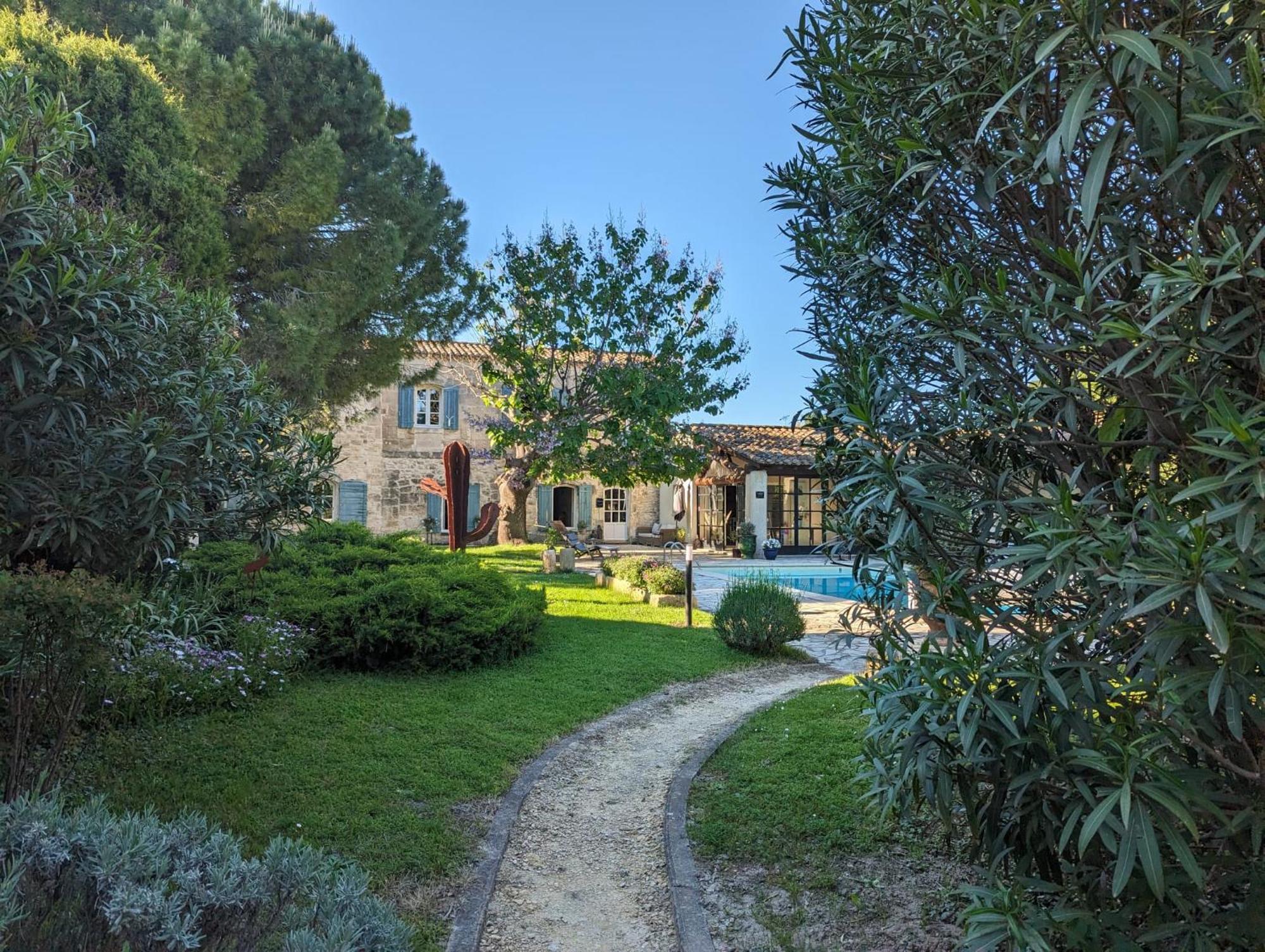 Mas Armelin Bed & Breakfast Тараскон Екстериор снимка