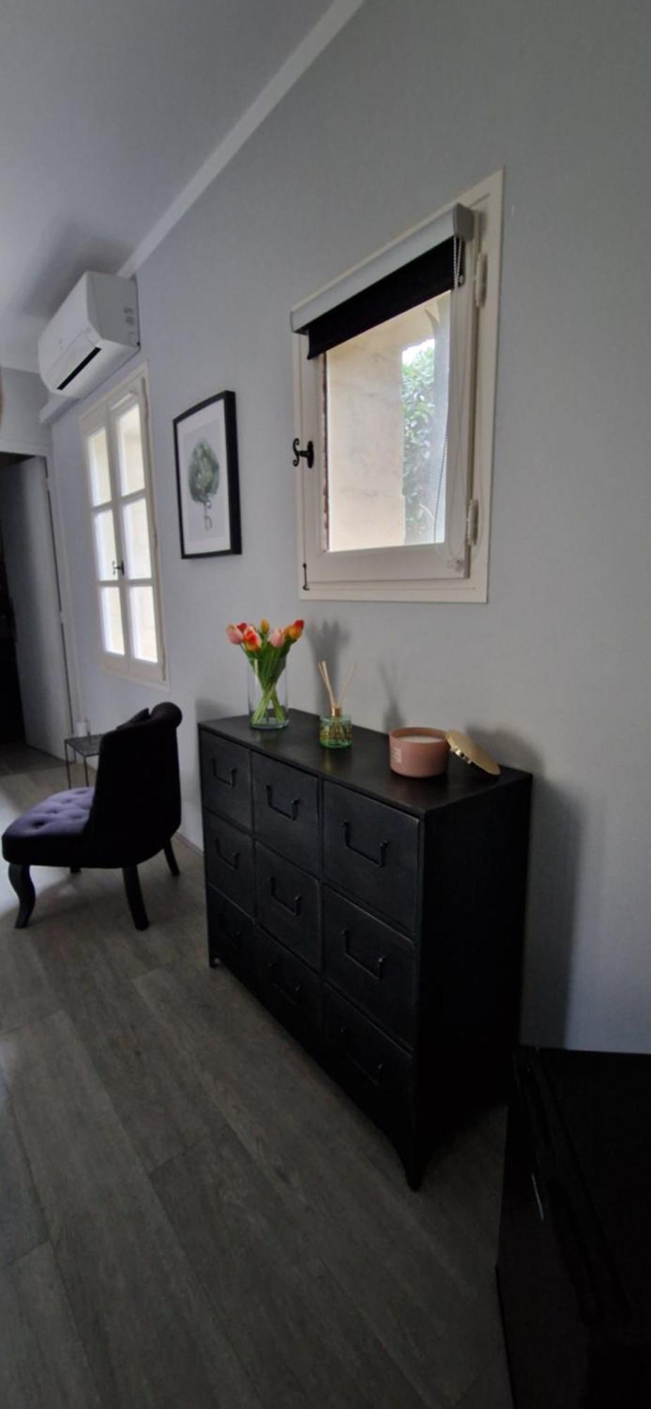 Mas Armelin Bed & Breakfast Тараскон Стая снимка